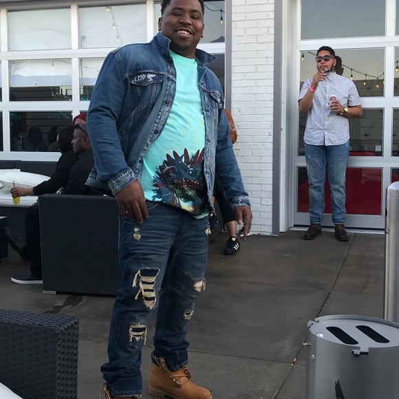 Meet your Posher, James - Picture 1 of 1